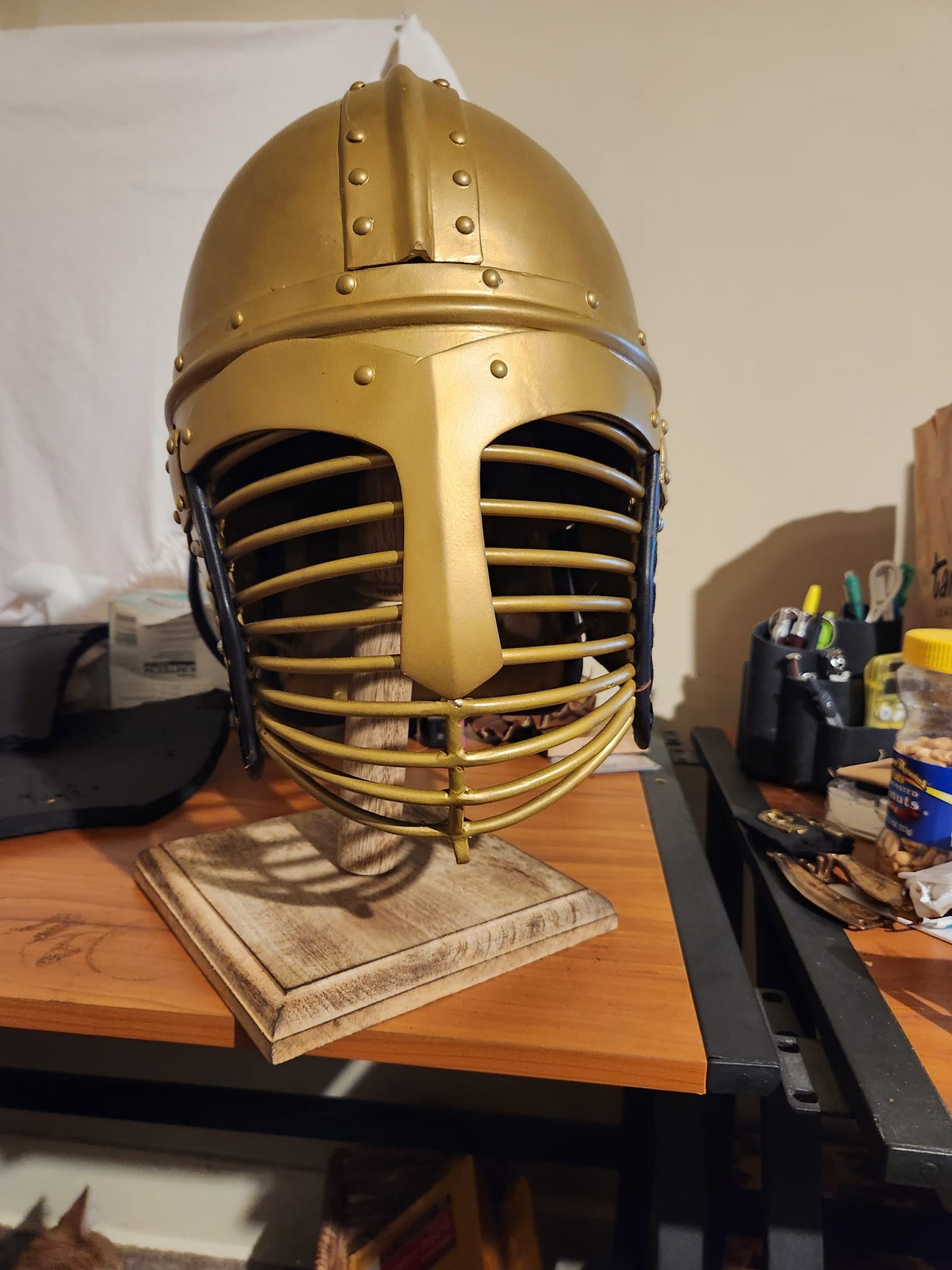 14 Ga Roman Ridge Helmet