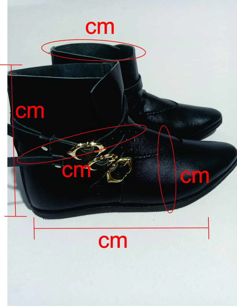 Early Medieval Ankle Lace Low Boots